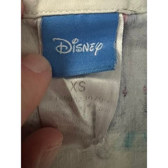 Disney "Frozen" nurse scrubs size XS pediatric nursing top - Picture 4 of 5